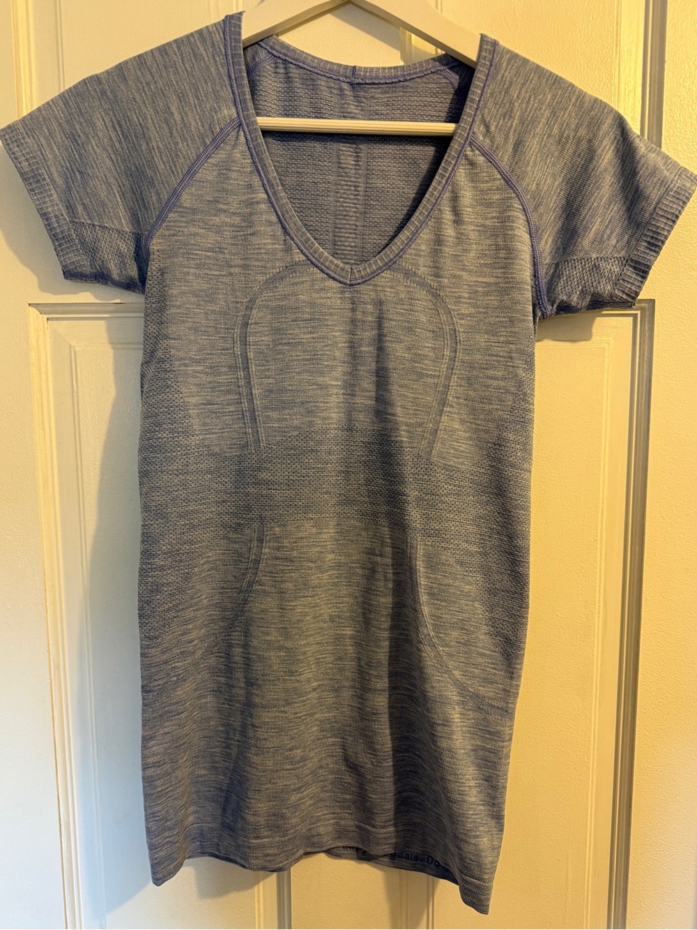 Lululemon Run: Swiftly Tech V Neck Heathered Lullaby